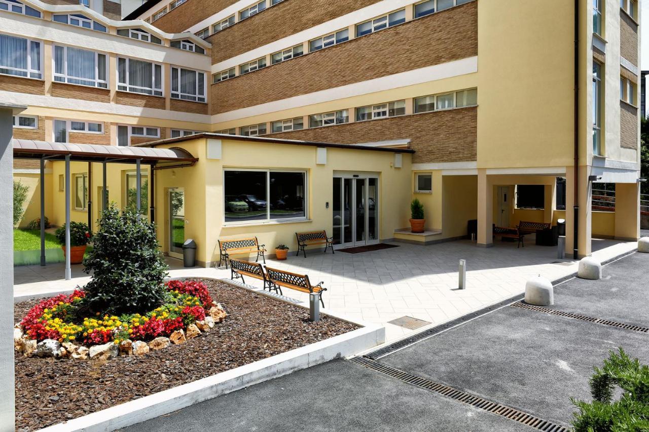 Casa Per Ferie San Juan De Avila 로마 외부 사진